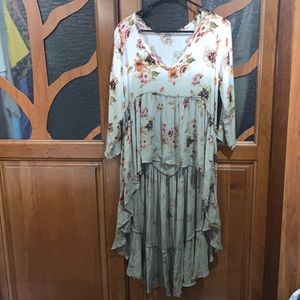 Long sleeve top